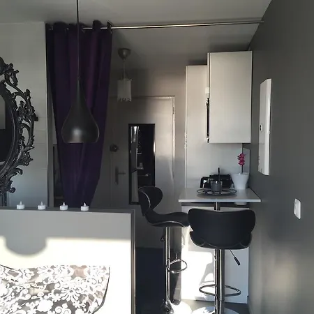 Glamour Naturiste Apartment *