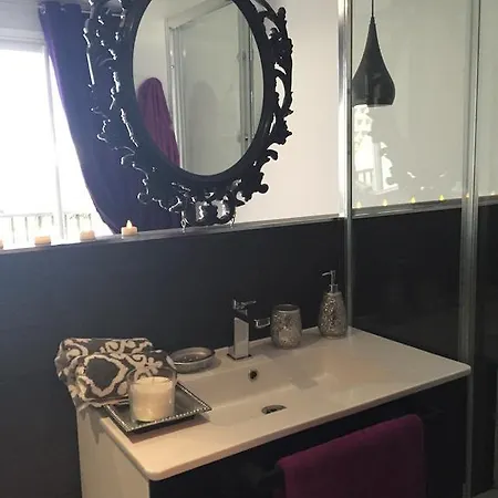 Apartment Glamour Naturiste *